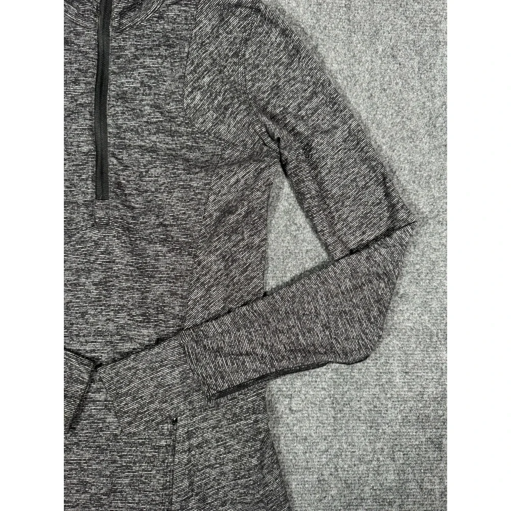 Lululemon Extra Mile 1/2 Zip Womens Size 2 Heathered Gray Yoga Gym‎ Running
